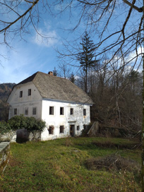 Orehek pri Cerknem - Staro župnišče