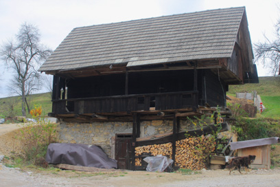 Buč - Kašča pri hiši Buč 27