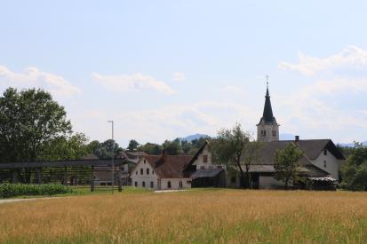 Srednja Bela - Vas