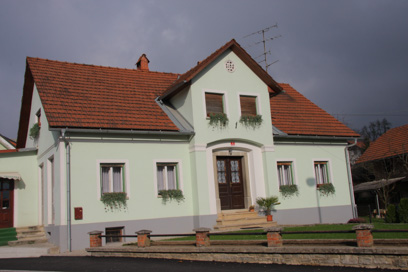 Moravče - Hiša Trg svobode 3