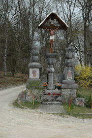 Trebča vas - Naralovo znamenje