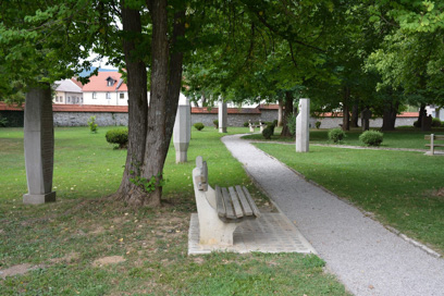 Ribnica - Park ob gradu