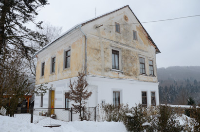Gorenje Sušice - Šola