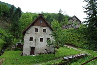 Dolenja Trebuša - Domačija Dolenja Trebuša 18