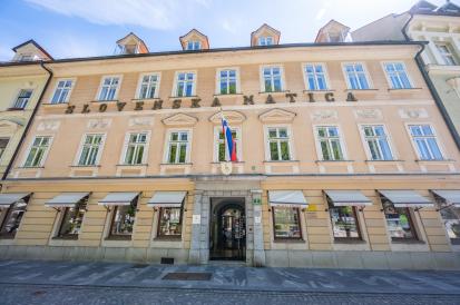 Ljubljana - Hiša Kongresni trg 8