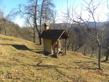 Gabrovo - Sušilnica za sadje pri hiši Gabrovo 6