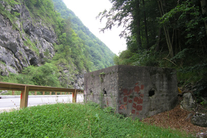Kokra - Vojaški bunker pri Železnem mostu