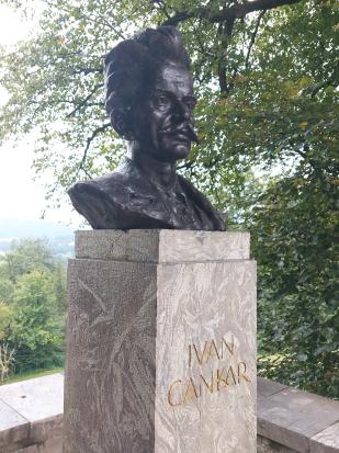 Ljubljana - Spomenik Ivanu Cankarju na Rožniku