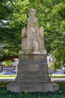 Ljubljana - Spomenik Franu Miklošiču