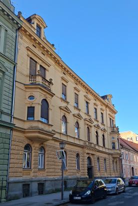 Maribor - Palača Slomškov trg 11