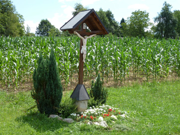 Komendska Dobrava - Boštarjevo znamenje