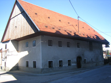Logatec - Domačija Stara cesta 11
