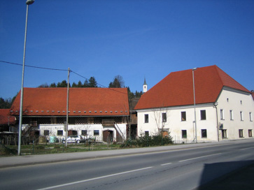 Logatec - Domačija Tržaška 146
