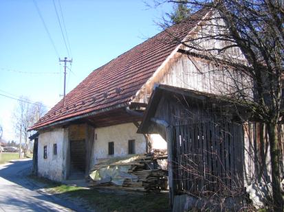 Logatec - Kajža Vodovodna 8