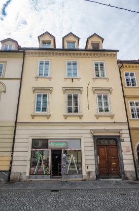 Ljubljana - Hiša Ciril Metodov trg 9