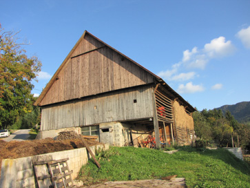 Paški Kozjak - Gospodarsko poslopje na domačiji Paški Kozjak 34