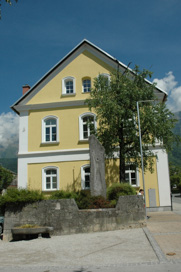 Preddvor - Spomenik NOB