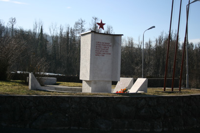 Orehek pri Postojni - Spomenik NOB