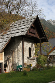 Gozd Martuljek - Kašča pri hiši Spodnje Rute 11
