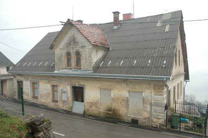 Semič - Hiša Roška 99 v Kotu