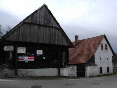 Spodnje Pirniče - Domačija Spodnje Pirniče 11