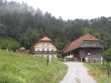 Trnovec pri Medvodah - Domačija Trnovec 31