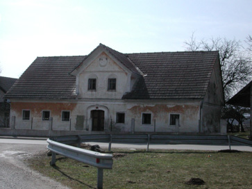Valburga - Hiša Valburga 10