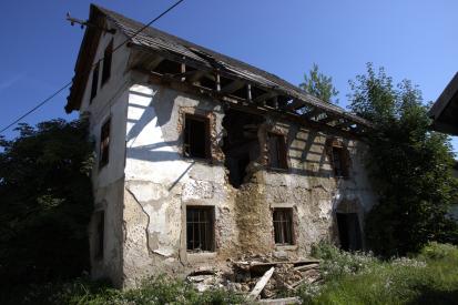 Podbrezje - Domačija Podbrezje 205