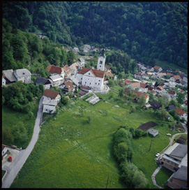 Polhov Gradec - Pokopališče