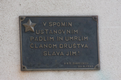 Zabreznica - Spominska plošča padlim gasilcem