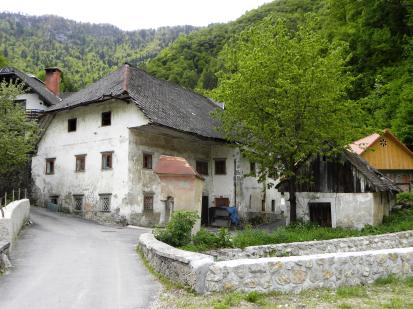 Kropa - Hiša in gospodarsko poslopje Kropa 47