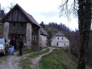 Ponikve na Šentviški planoti - Domačija Ponikve 88 in 89