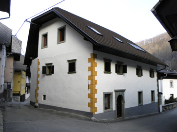 Kropa - Hiša Kropa 84