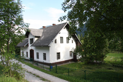 Belca - Hiša Belca 8