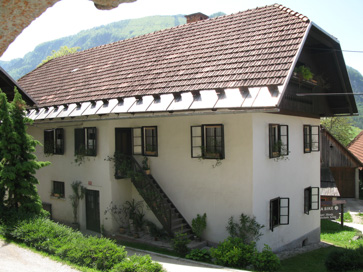 Dovje - Hiša Dovje 15