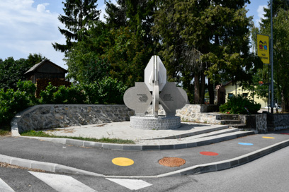 Bučka - Spomenik NOB