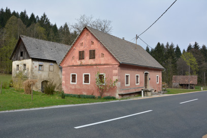Stare Žage - Domačija Stare Žage 10, 11