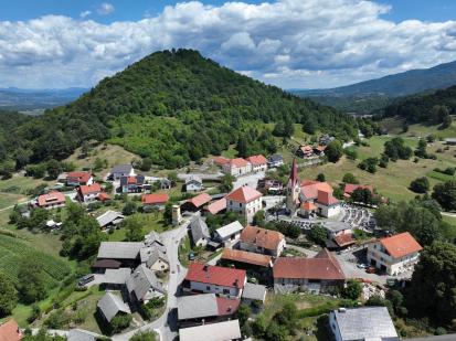 Podgrad pod Mehovim - Vaško jedro