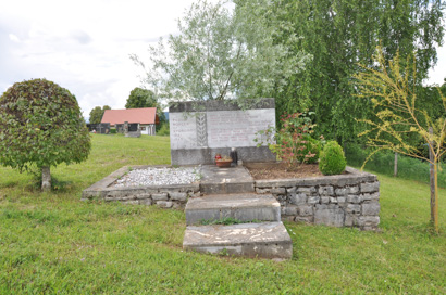 Bojanci - Spomenik NOB