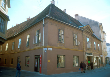 Ptuj - Hiša Krempljeva 1A