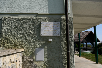 Trška Gora pri Krškem - Spominska plošča Jožetu Jurečiču