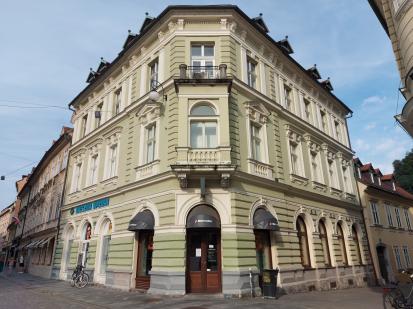 Ljubljana - Hiša Kongresni trg 9