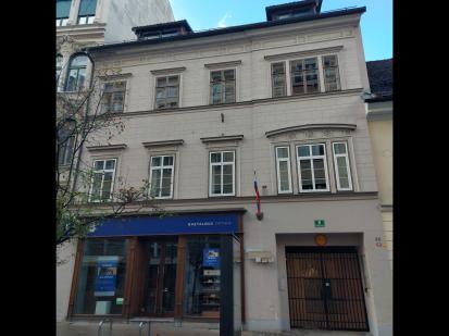Ljubljana - Hiša Wolfova 8