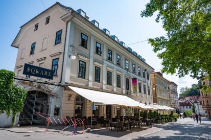 Ljubljana - Hiša Kongresni trg 3
