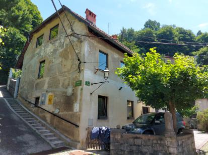 Ljubljana - Hiša Sodarska steza 2