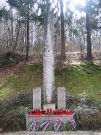 Škofja Loka - Spomenik talcem za Kamnitnikom