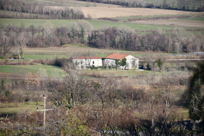 Cesta pri Ajdovščini - Dvorec Petergalovše