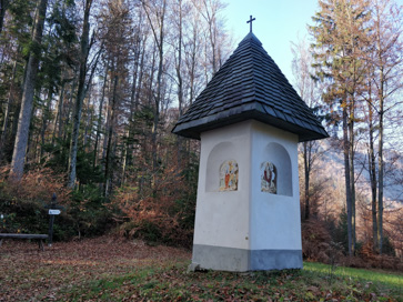 Lajše nad Selci - Znamenje
