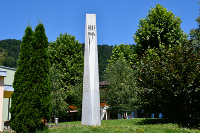 Semič - Spomenik NOB