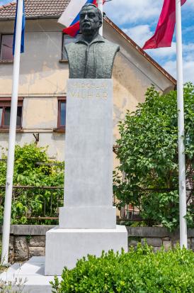 Planina - Spomenik Miroslavu Vilharju
